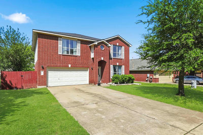 111 Brazos Ln — photo 3