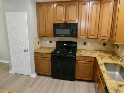 2310 MACAW Dr — photo 3