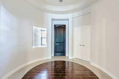 3304 Mendips Ln — photo 2