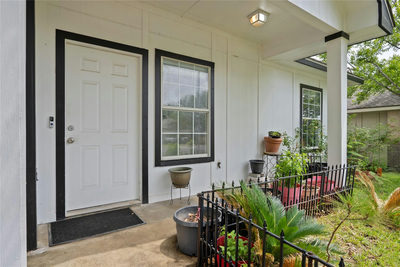 12213 Shropshire Blvd — photo 3