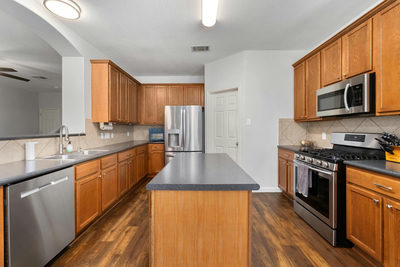1107 Concan Dr — photo 4