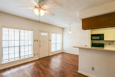 912 W 22nd St #208 — photo 3