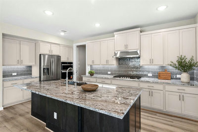 4709 College Square Dr — photo 4