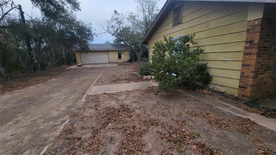 123 River Oaks Dr — photo 4