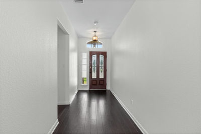 1049 Regency Ln — photo 4