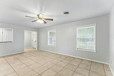 202 E Tate St — photo 3