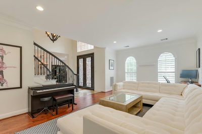 14 TORRINGTON Ln — photo 2