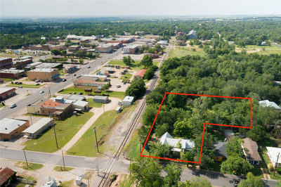 200 E Brenham St — photo 5
