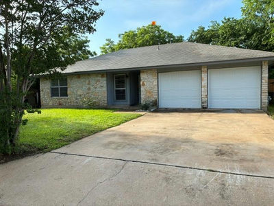 1507 Casey Ln — photo 2