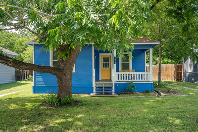 1014 W 6th St — photo 2
