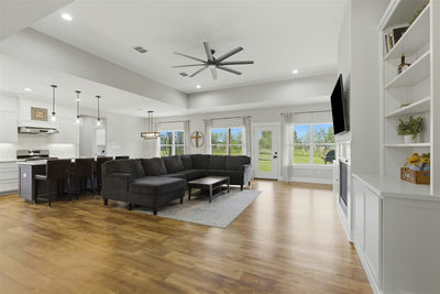 414 Wesley Ridge Dr — photo 2