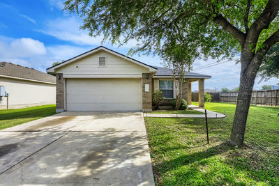 101 Adamae Ln — photo 3
