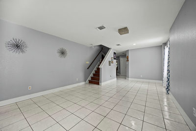 908 Tayside Dr — photo 5