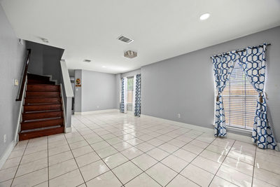 908 Tayside Dr — photo 4