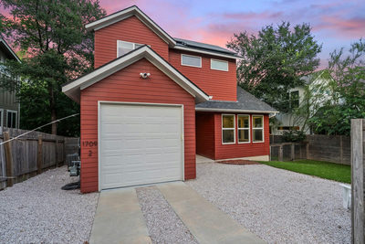 1709 Perez St #2 — photo 3