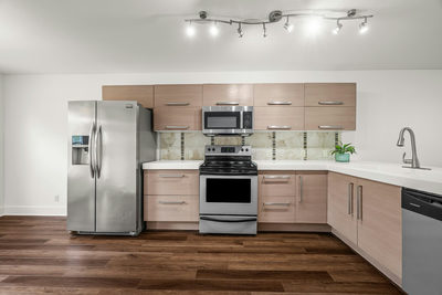 1101 Grove Blvd #208 — photo 4