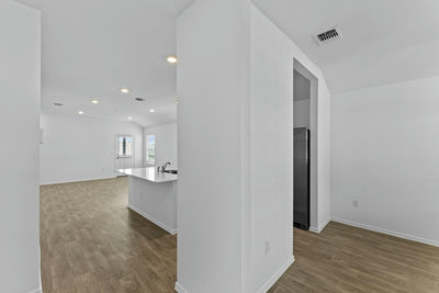 203 Balmorehea St — photo 2