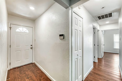 8505 Mayview Dr — photo 3