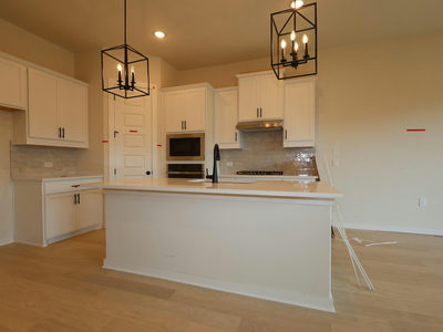 160 Champ Ave — photo 4