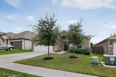 689 Leadtree Loop — photo 3