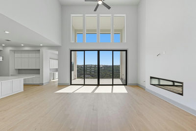 802 Lauren Belle Ln — photo 2