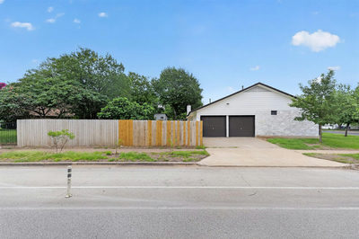 4600 Cedargrove Dr — photo 5