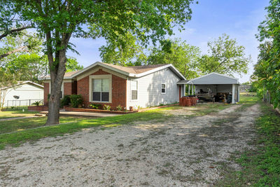 1905 Bissel Ln — photo 3