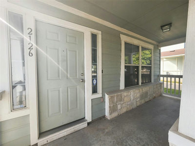 2126 Bluffstone Dr — photo 3