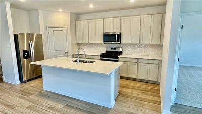 115 Fossil Dr — photo 2