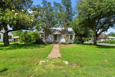 513 N Avenue F — photo 4