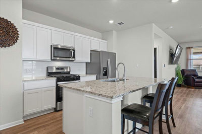 158 Gullivers Dr — photo 5