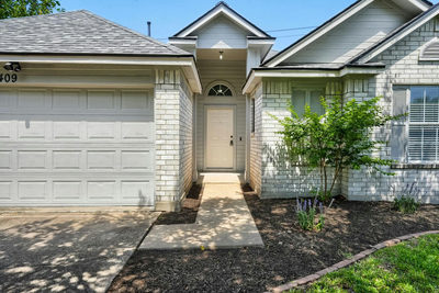 409 Willowbrook Dr — photo 2