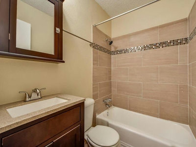 2401 Manor Rd #119 — photo 3