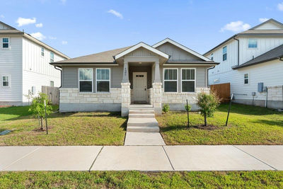 121 Oakdale Meadows Ln — photo 2