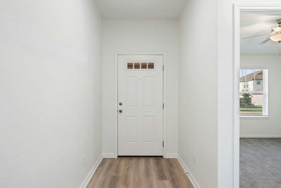 121 Oakdale Meadows Ln — photo 3