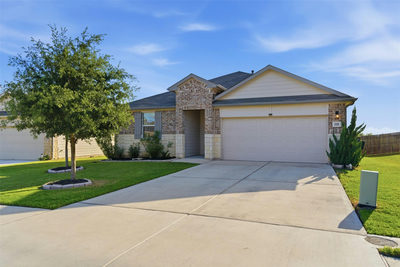 220 Apache Plum Dr — photo 2