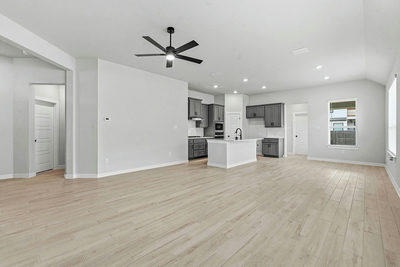 158 Paul Pena Dr — photo 4