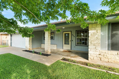 909 Garden View Dr — photo 2