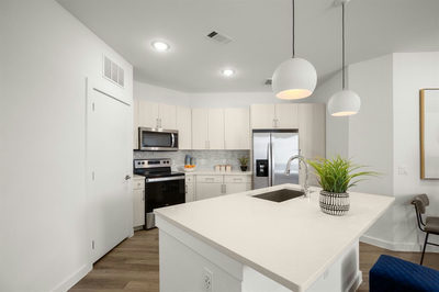 6324 N Lamar Blvd #419 — photo 3