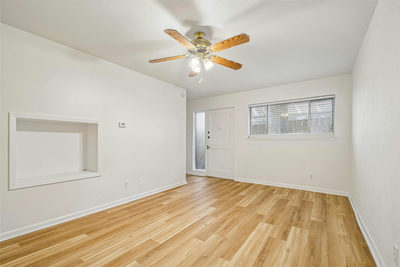 2413 Leon St #104 — photo 4