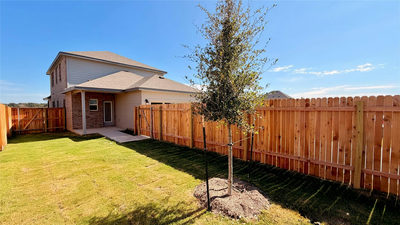 679 Clarissa St — photo 5