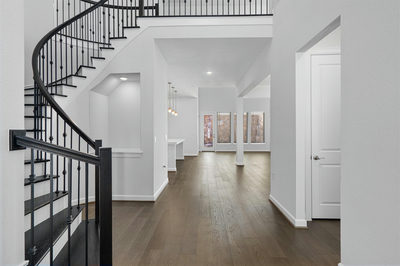 208 Lodestone Ln — photo 4