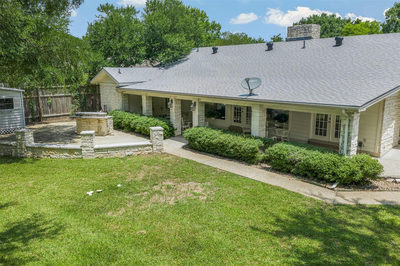 1102 N Avenue F Ave — photo 4