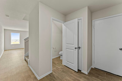 113 Howard Dr — photo 2