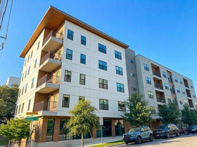 2500 Longview St #302 — photo 2