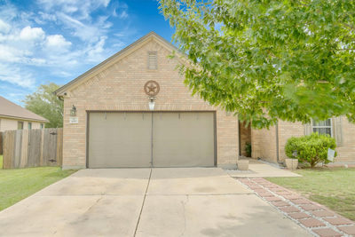 460 Waterleaf Blvd — photo 2