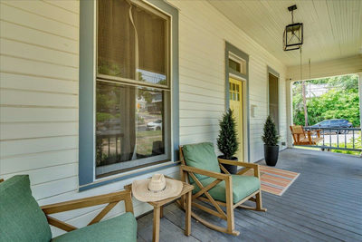 1317 Newning Avenue — photo 2