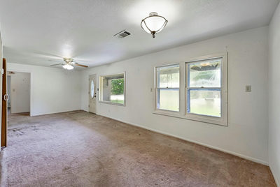 200 E Tate St — photo 3