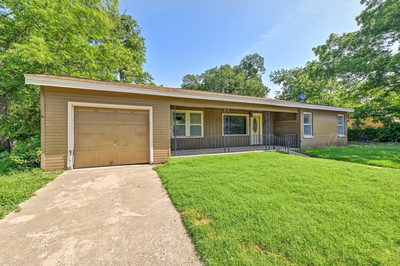 200 E Tate St — photo 2