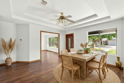 903 Travis St — photo 5
